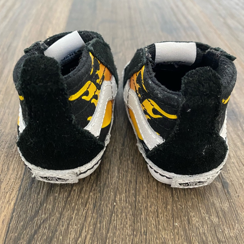Infant Vans - Picture 3 of 5